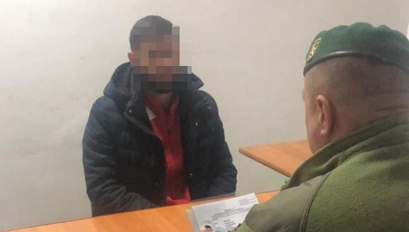 Прикордонники затримали двох ухилянтів з підробними документами про стан здоров’я