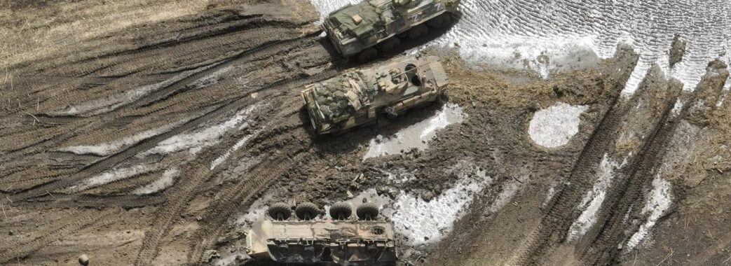 Втрати ворога: за останню добу знищено 300 російських солдатів