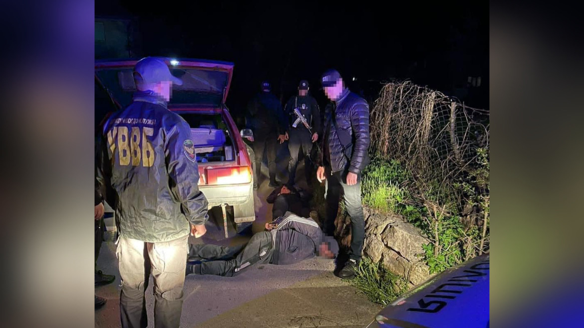 Закарпатці за 4 тисячі доларів переправляли військовозобов’язаних через кордон