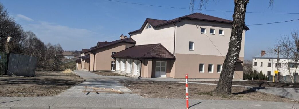 У Великих Грибовичах на Львівщині облаштовують житло для вимушених переселенців