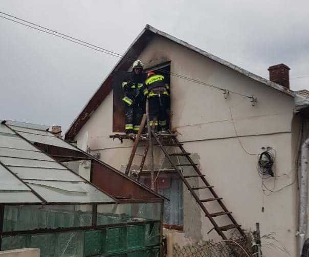 В Глинянах з невідомої причини спалахнув житловий будинок