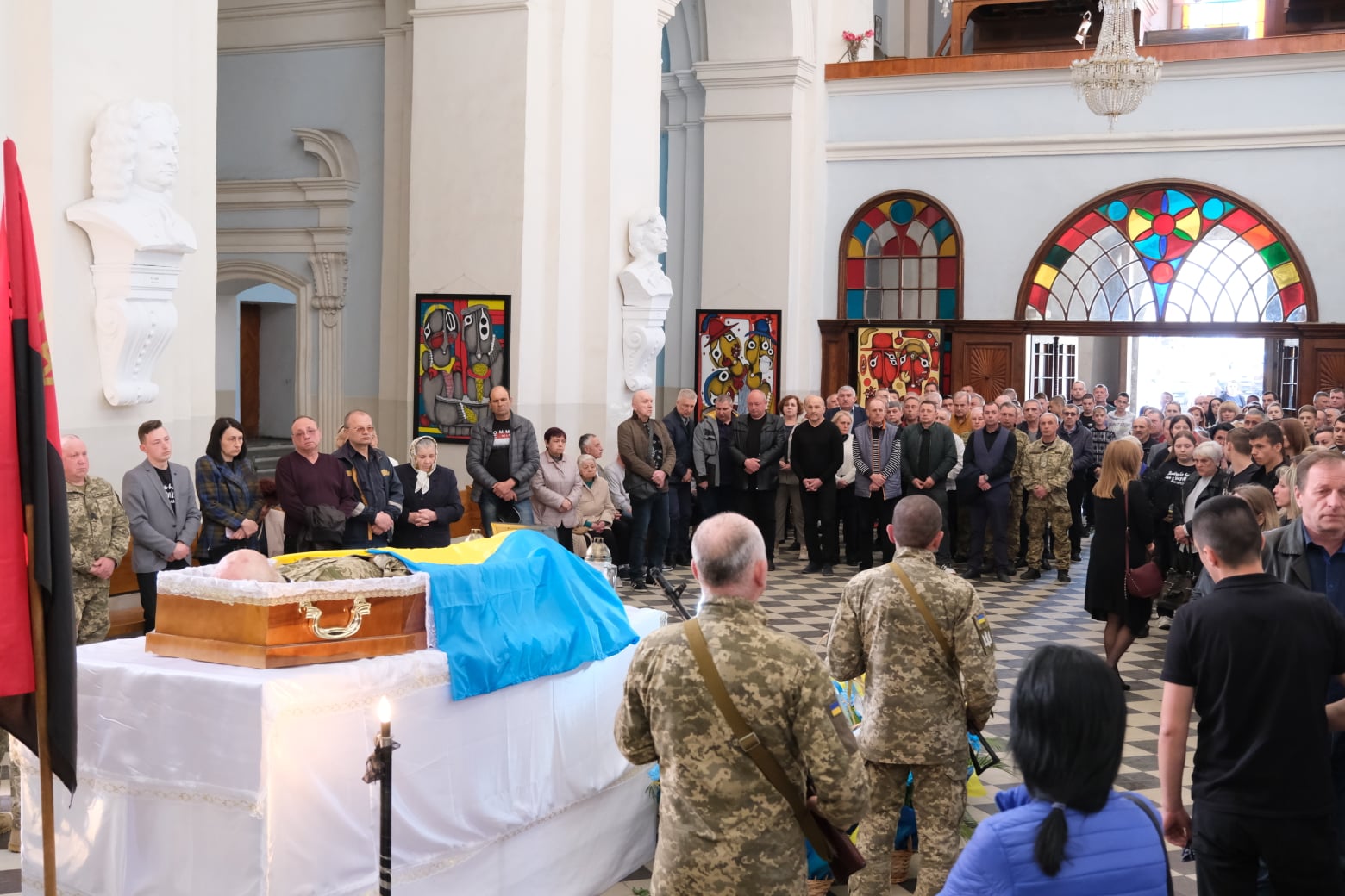 На Самбірщині провели в останню дорогу загиблого воїна