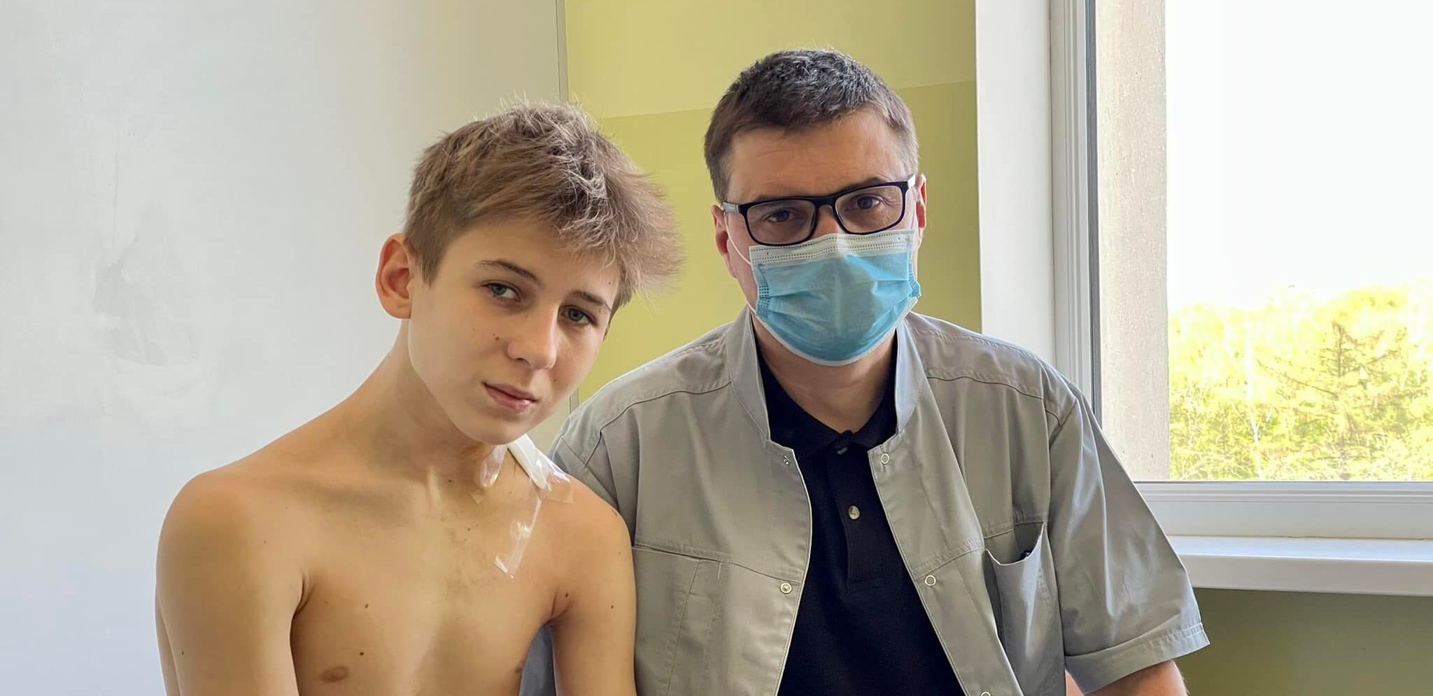 До львівської лікарні потрапив 15-річний хлопець з Донеччини, якого травмував уламок снаряда