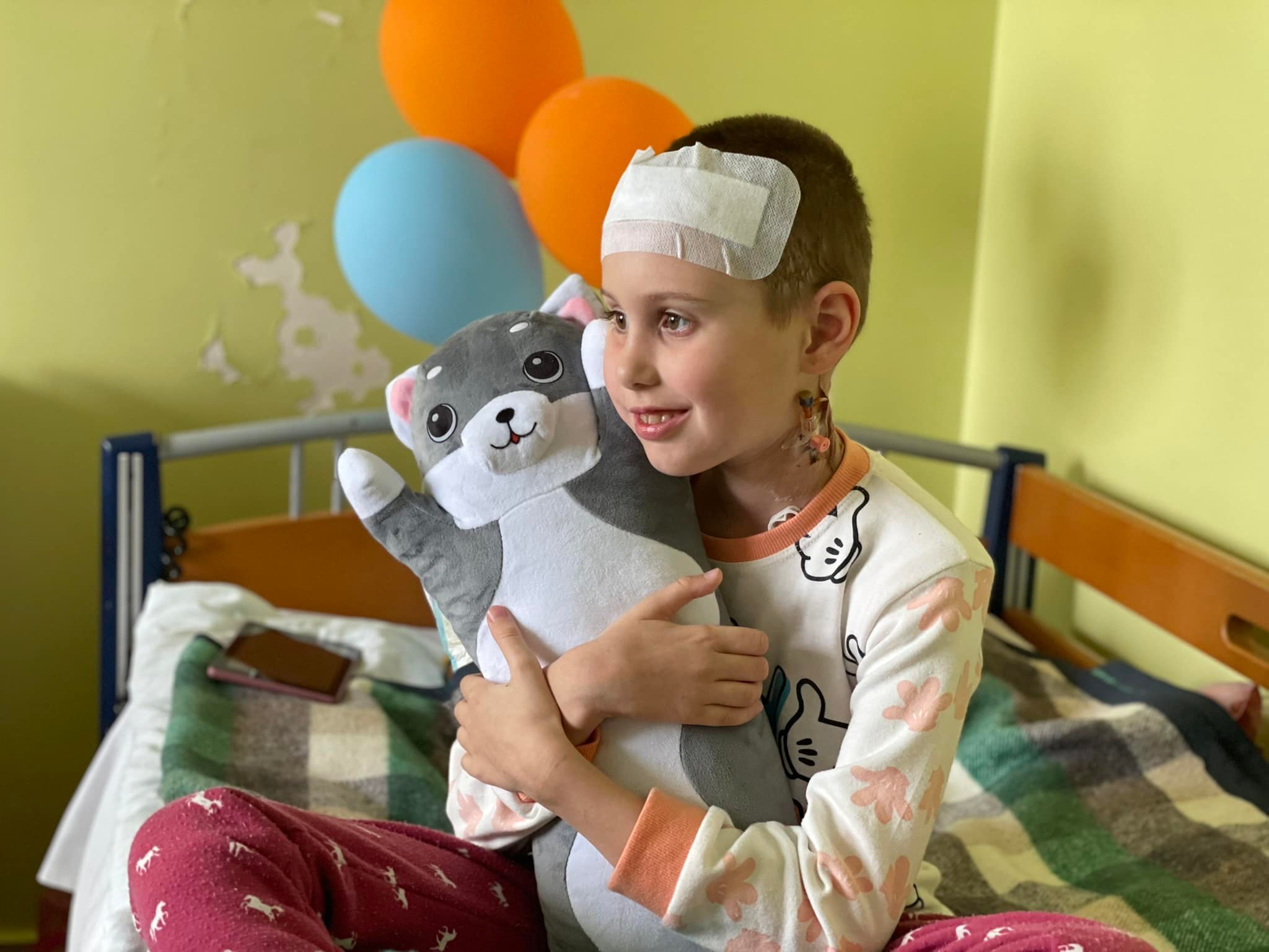 Львівські медики видалили з мозку 9-річної Софійки уламок касетного снаряду