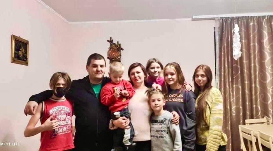 Переселенці з Луганщини створили у селі біля Львова дитячий будинок сімейного типу