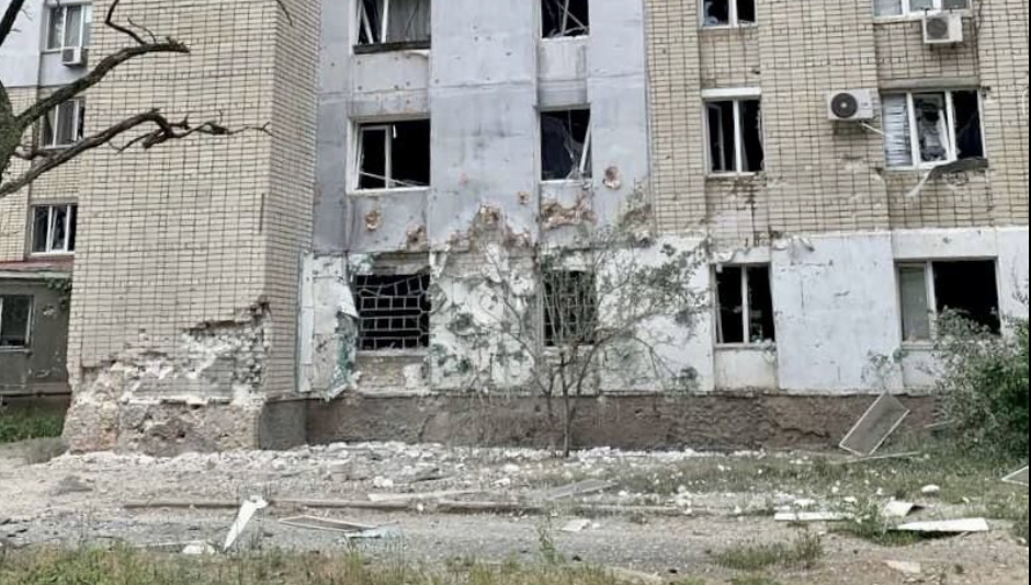 Окупанти знову обстріляли житловий квартал Миколаєва: щонайменше один загиблий