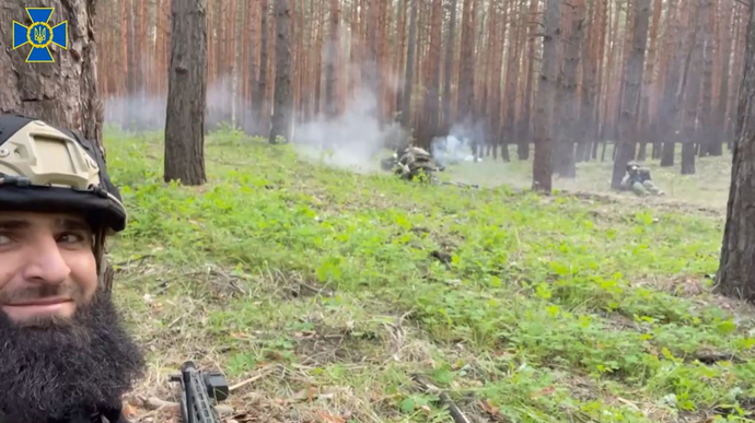 СБУ отримала доступ до телефону одного з кадирівців: інсценував бої для Тік-Току