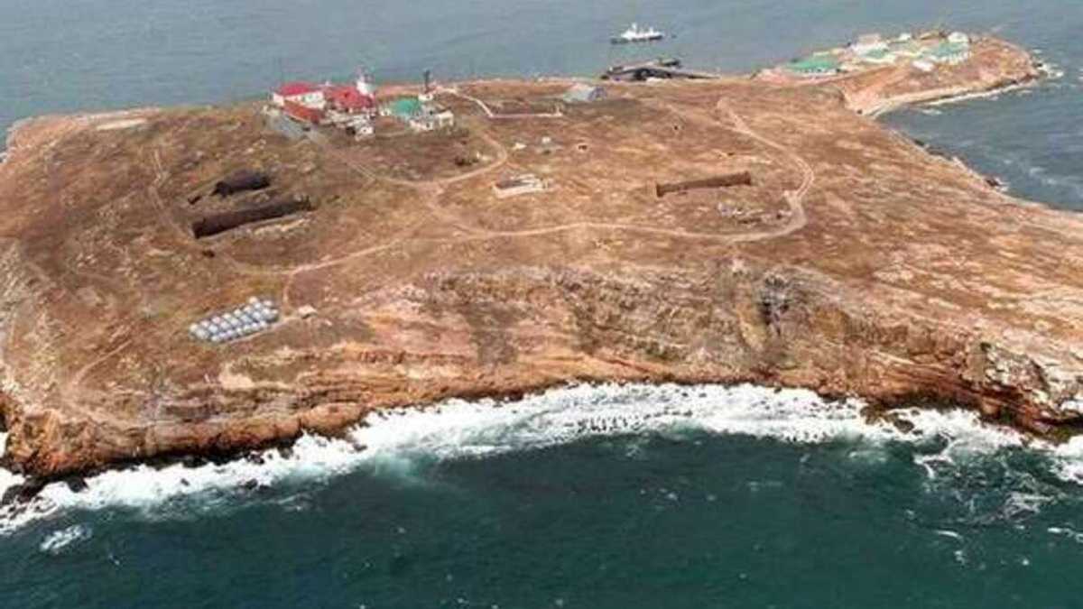 ЗСУ знову вдарили по окупованому острову Зміїний: знищено техніку і росіян