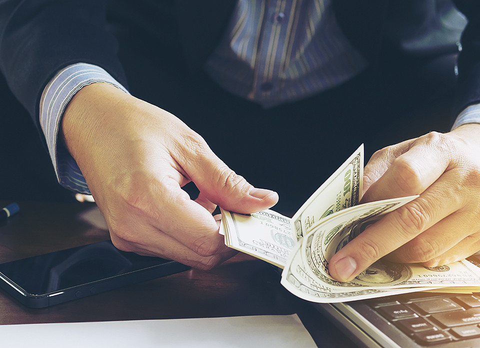 На Яворівщині голова сільради “заробив” 260 тисяч гривень на каналізуванні села