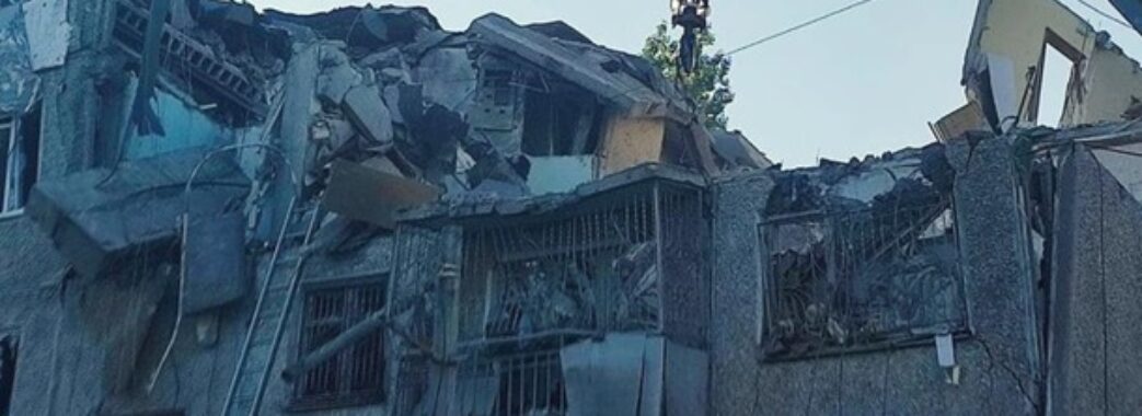 Росія вдарила ракетами по Миколаєву: три людини загинули