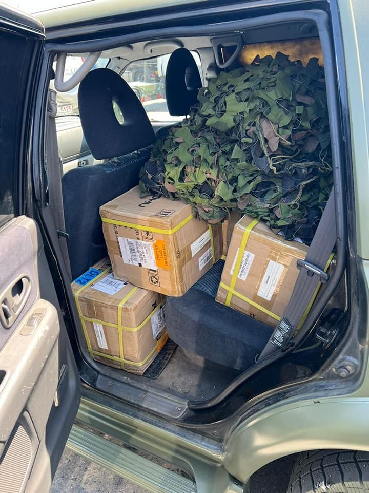 Контрабанда під виглядом гуманітарки для ЗСУ: через кордон намагались провести майже 15 тисяч електронних сигарет