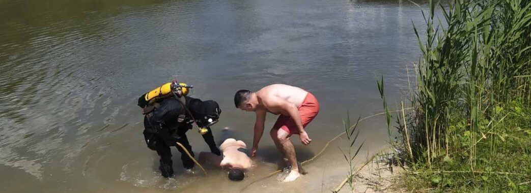 На Золочівщині в ставку втопився 18-річний хлопець