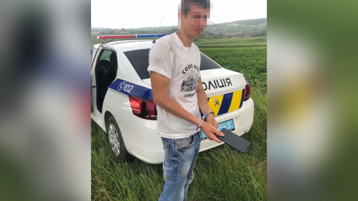 19-річний мешканець Львівщини обікрав працівницю ЦНАПу на робочому місці