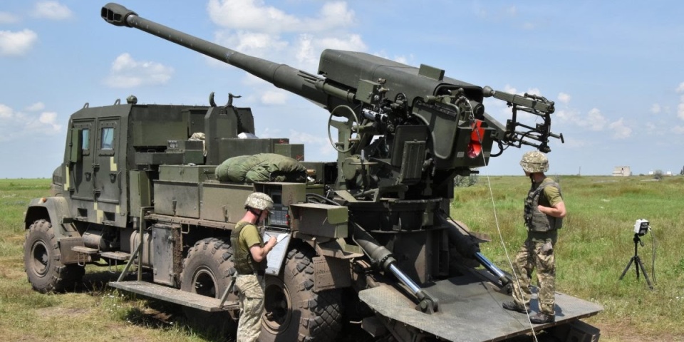 Подоляк озвучив, скільки і якої зброї потрібно для завершення війни в Україні