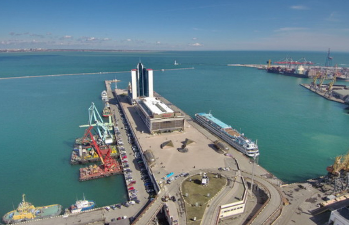 Найкращими гарантіями безпеки українських портів є зброя, – Зеленський