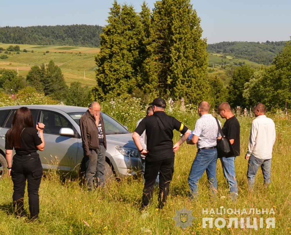 Думав, що це звір: на Самбірщині нічний мисливець вбив людину