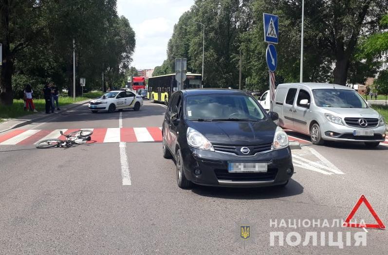 У Львові від зіткнення з автомобілем постраждав 37-річний велосипедист