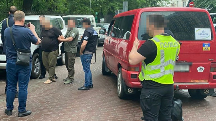У Львові викрили киянина, який займався незаконним переправленням призовників
