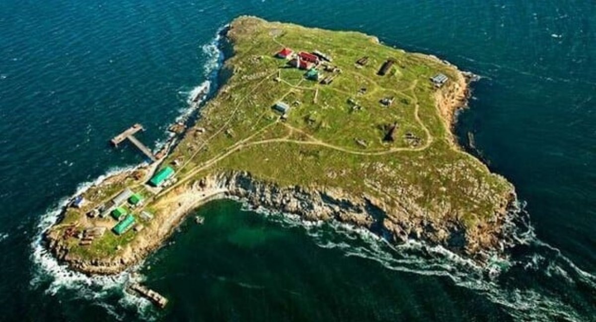 ЗСУ завдали ще 10 ударів по позиціях окупантів на острові Зміїний