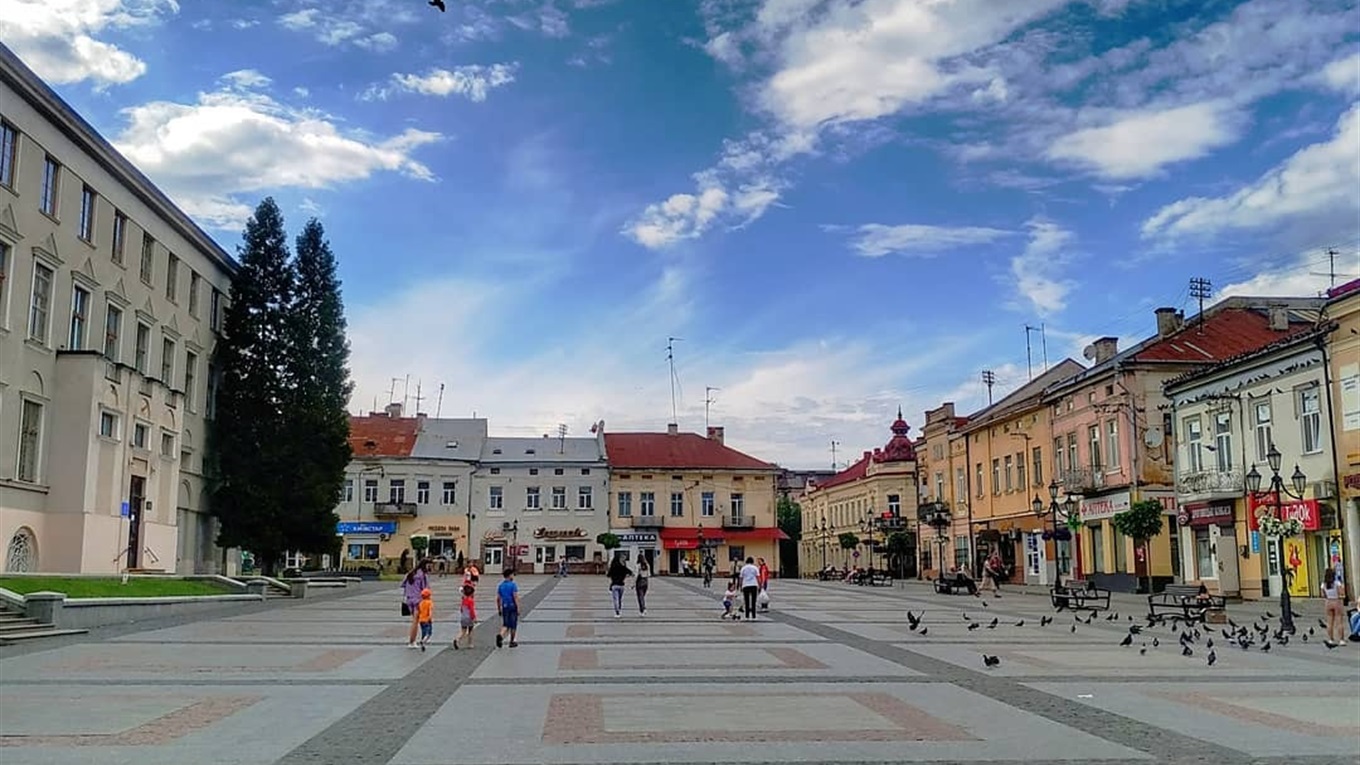 На Дрогобиччині правоохоронці розшукують двох зниклих вимушених переселенців