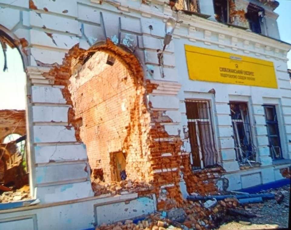 Штурм Сєвєродонецька триває, росіяни отримали підкріплення, – Гайдай