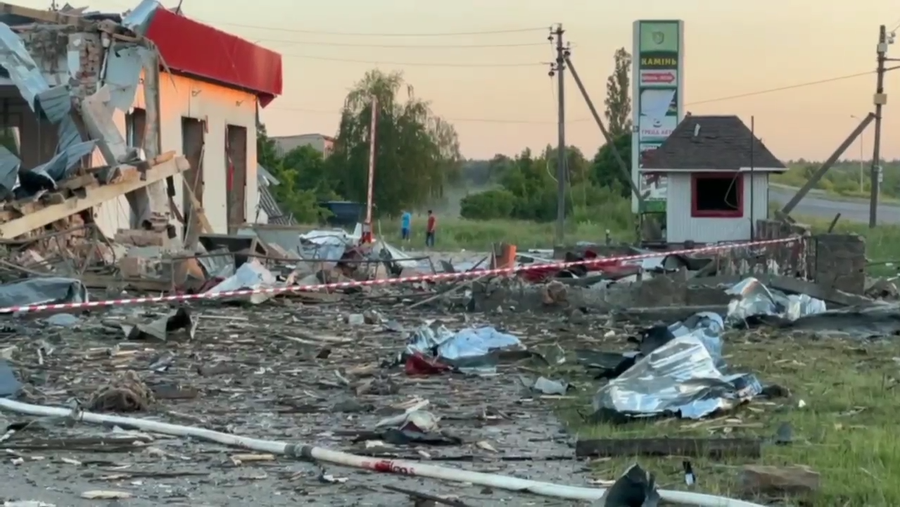 Чотири людини загинули внаслідок ворожого удару по Рівненщині