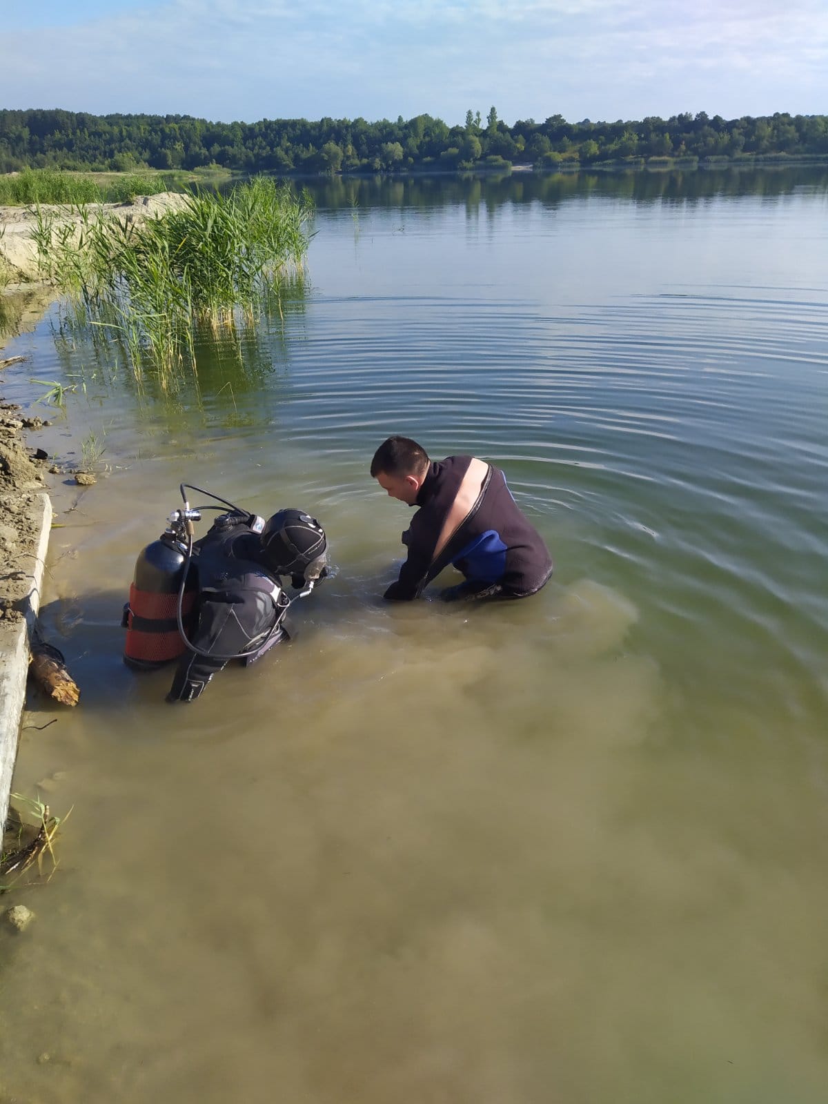 У Ясниському карʼєрі втопився молодий чоловік
