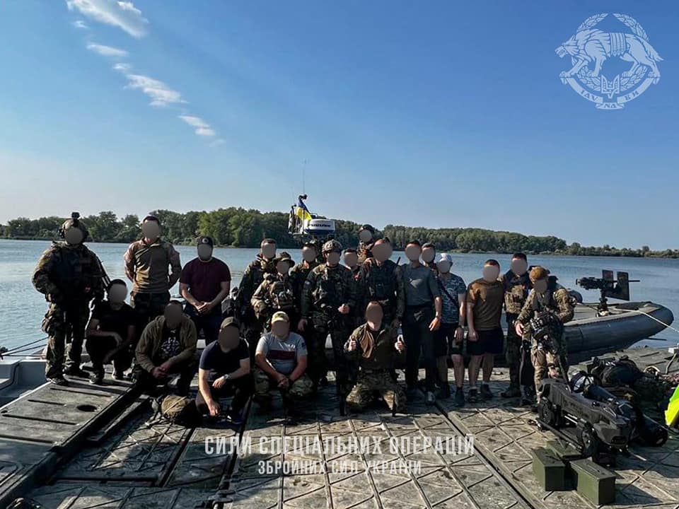 Зачистка Зміїного: як це було