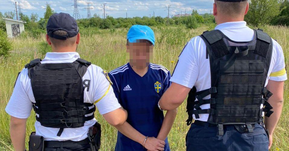 У Стрию затримали наркоторговця, який розмістив в місті 27 закладок