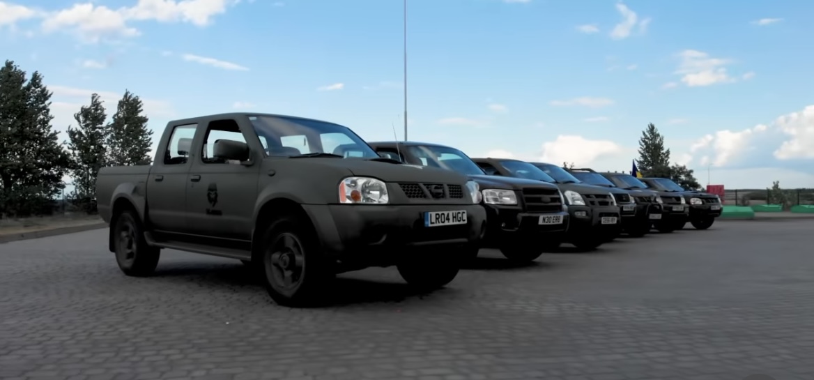 Український футболіст придбав 7 автомобілів для ЗСУ