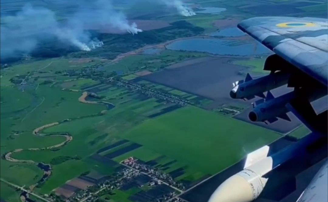 Українська авіація вдарила по складу боєприпасів на Херсонщині