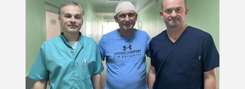 Львівські медики видалили чоловіку злоякісну 8-сантиметрову пухлину мозку