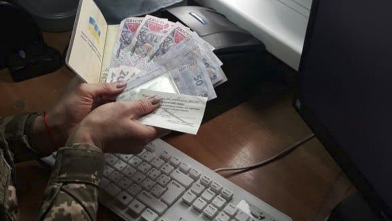 За період війни понад 100 ухилянтів намагалися підкупити прикордонників, щоб виїхати з України