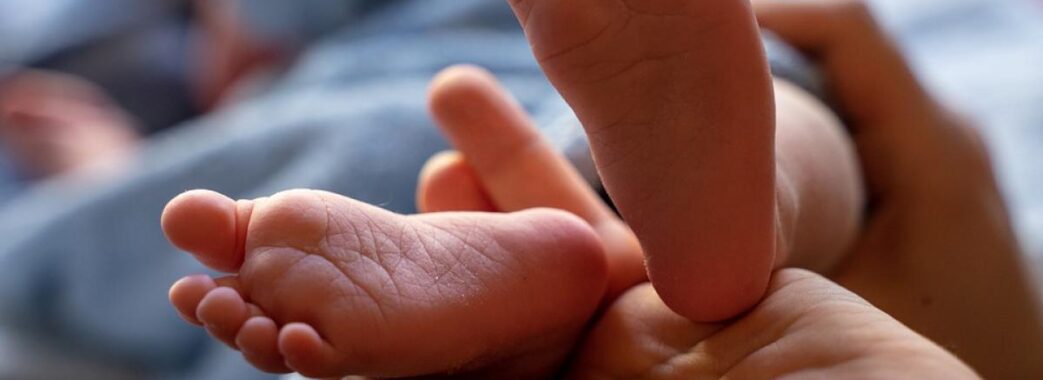 Львівські лікарі виходили малюка, народженого на 25 тижні вагітності