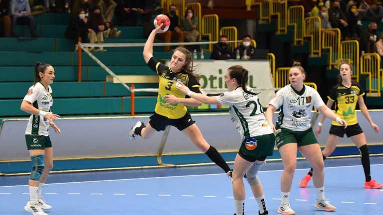 Львівська гандбольна команда буде боротись за золото польської Суперліги