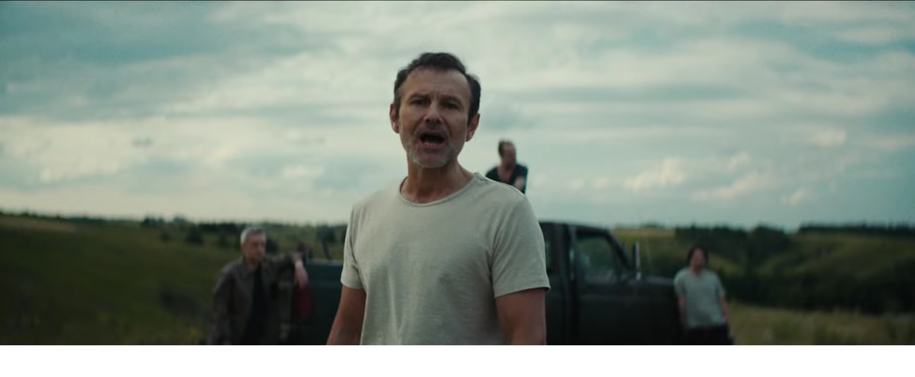 Океан Ельзи випустив кліп з фрагментами війни: кошти з монетизації підуть на підтримку ЗСУ