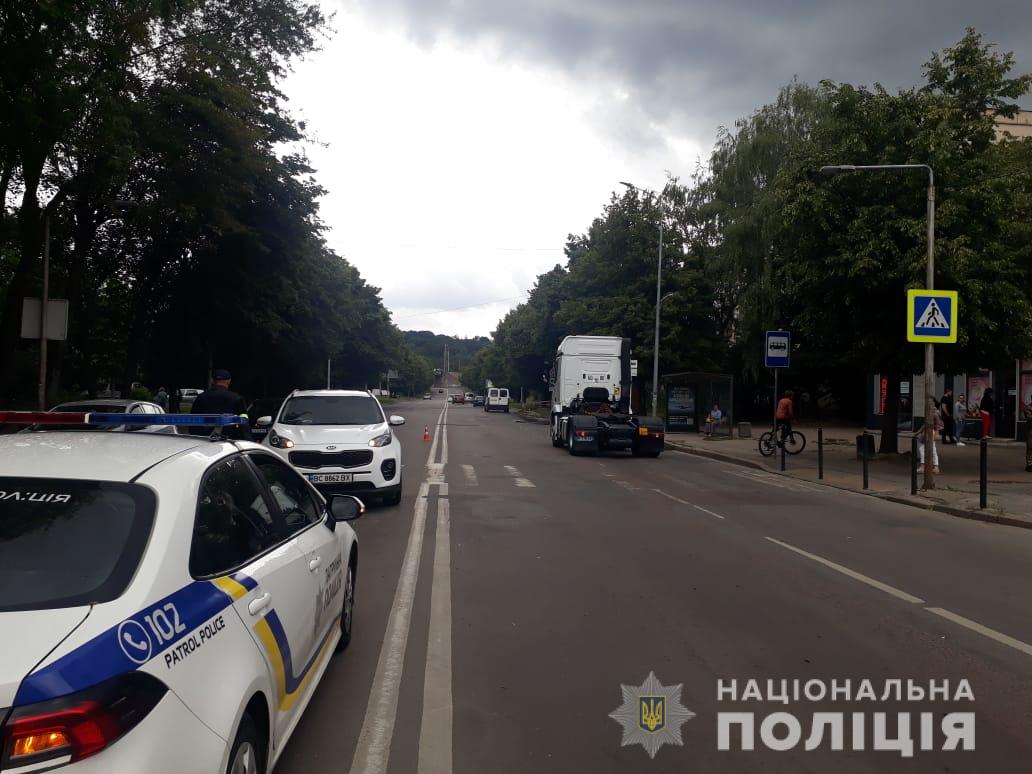 24-річний водій «Hyundai Sonata» збив пішохода у Львові