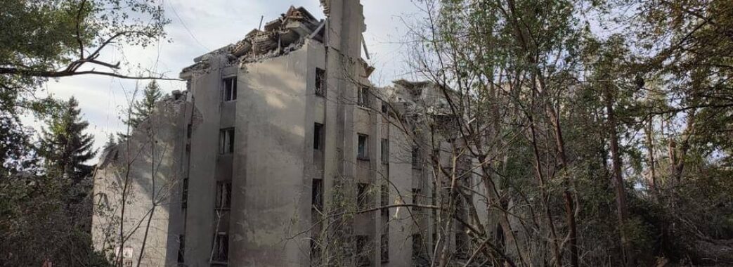 Внаслідок удару ЗСУ по базі окупантів на Луганщині загинули 200 російських десантників
