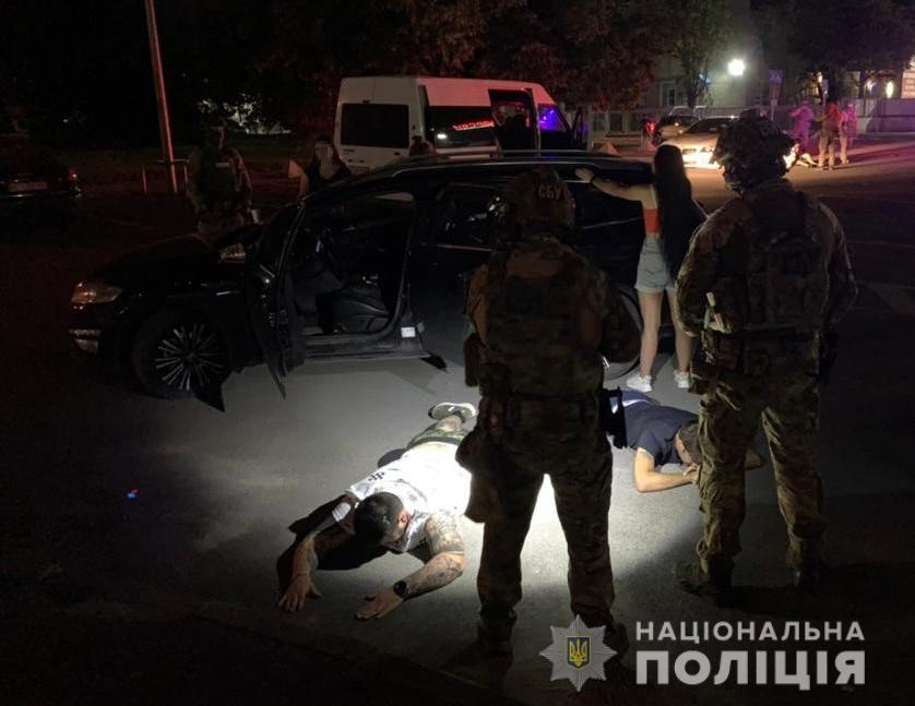 Хуліганили та викрадали людей: на Львівщині затримали злочинців, яка діяли під виглядом тероборони