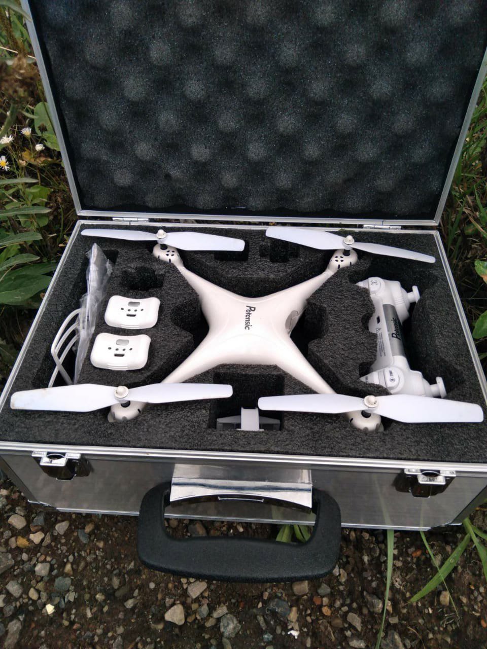 Правоохоронці виявили у Дрогобицькому районі двох підлітків, які запускали дрон