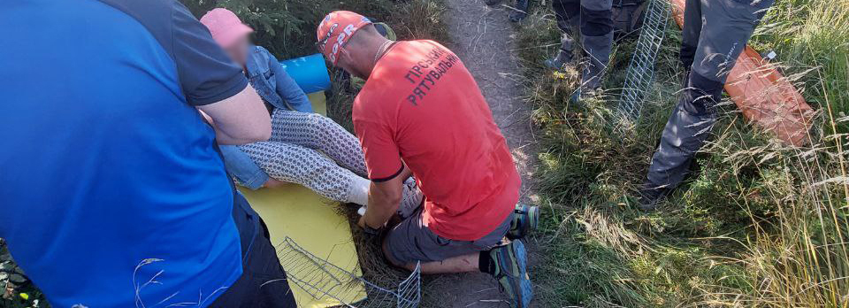 Двоє жінок травмувалися під час підйому на гору Парашка