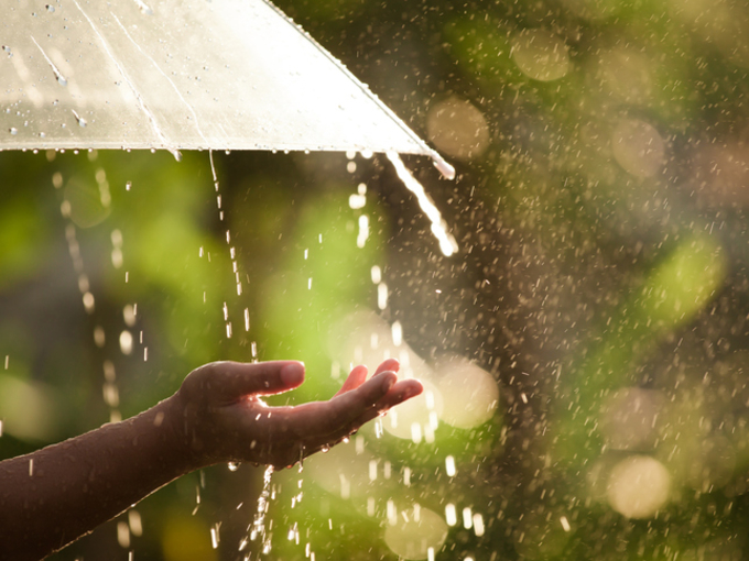 Тепло і дощі: синоптики розповіли про погоду на Львівщині