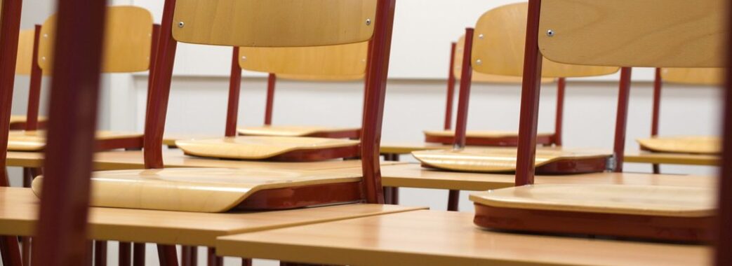Надто мало учнів: на Львівщині закрили ще 8 шкіл
