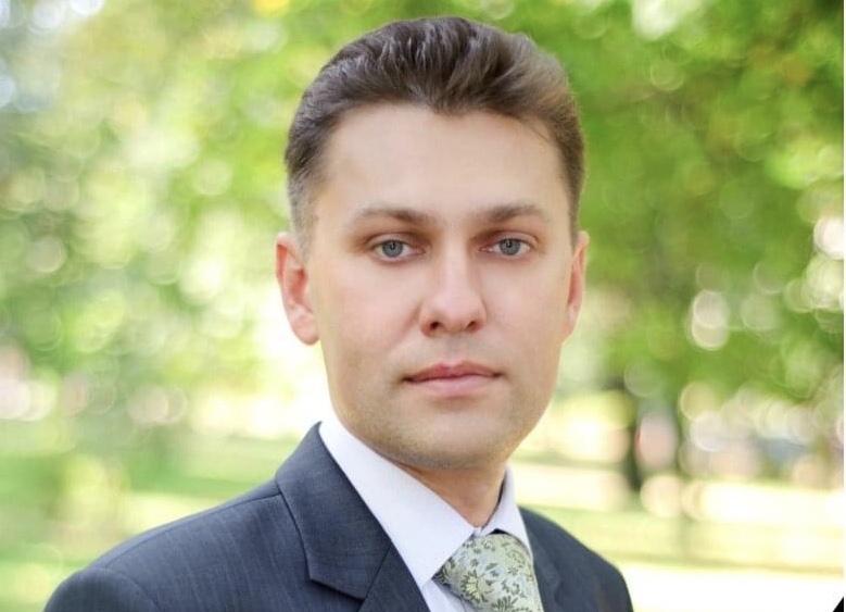 Викладача ЛНУ, що загинув у боях за Україну, поховають на День Незалежності