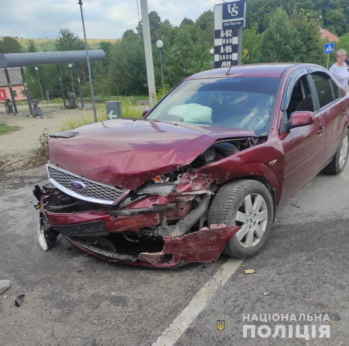 На Самбірщині у ДТП травмувались двоє людей