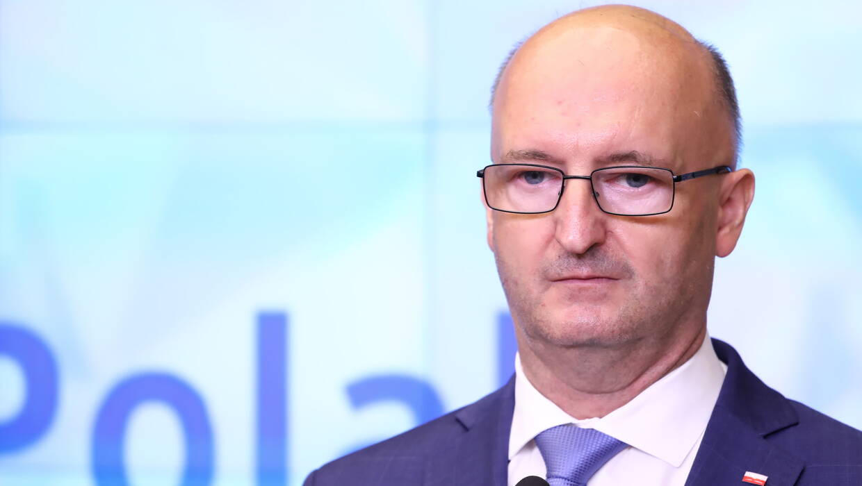 Поляки готують документ, який дозволить відмовляти у візах росіянам