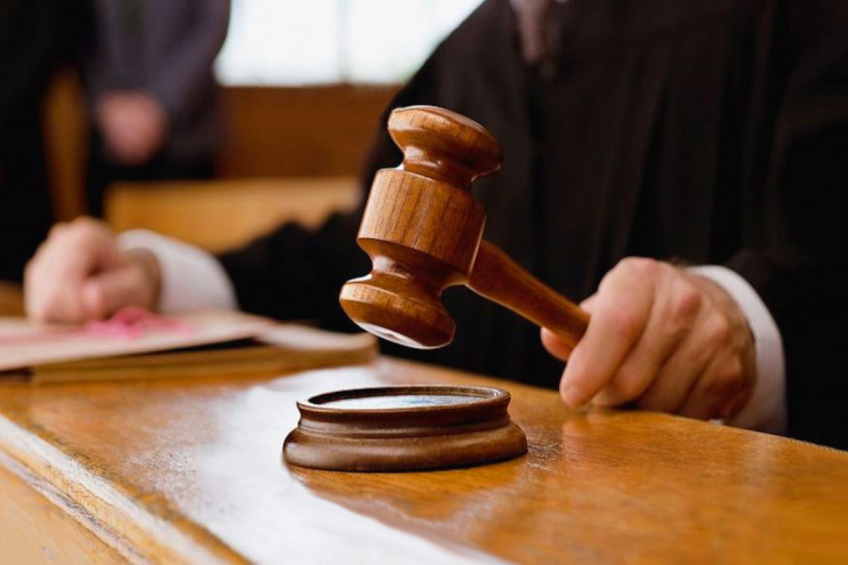 Апеляційний суд змусив жительку Миколаєва заплатити сусіду за затоплення його квартири