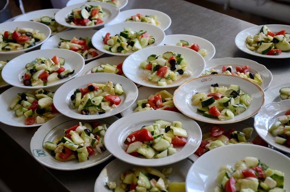 У Зеленського просять запровадити для ЗСУ вегетеріанські сухпайки