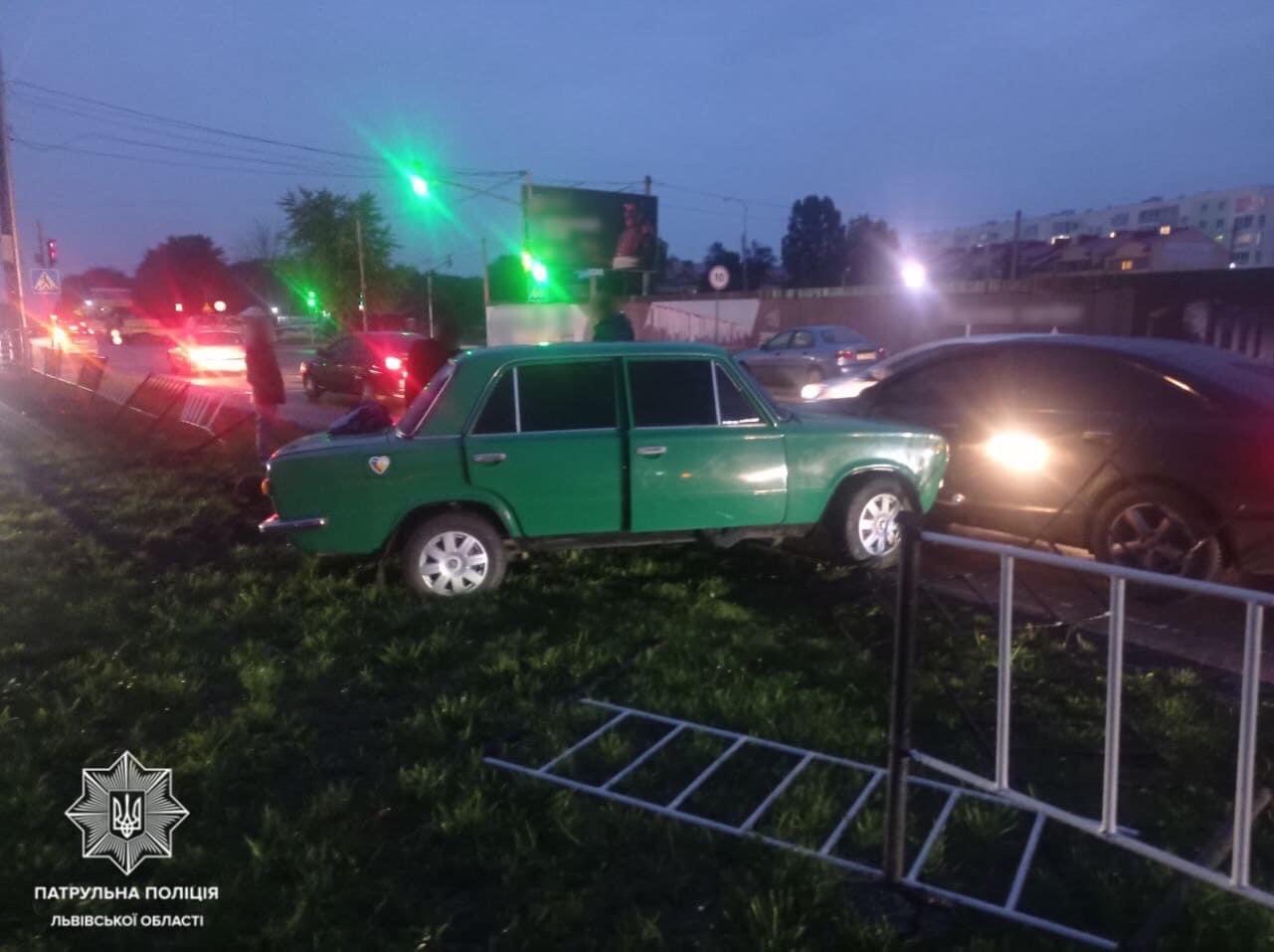 Без водійського посвідчення і п’яний: 36-річний водій спричинив на Стрийській ДТП