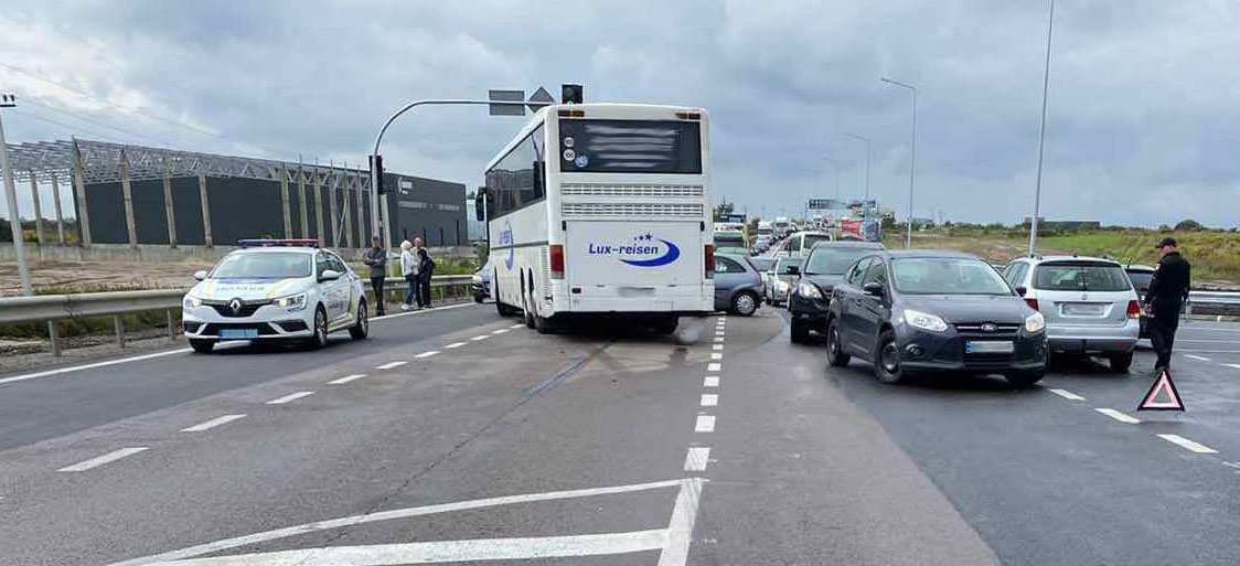 Стали відомі деталі учорашньої масштабної аварії на об’їзній дорозі Львова